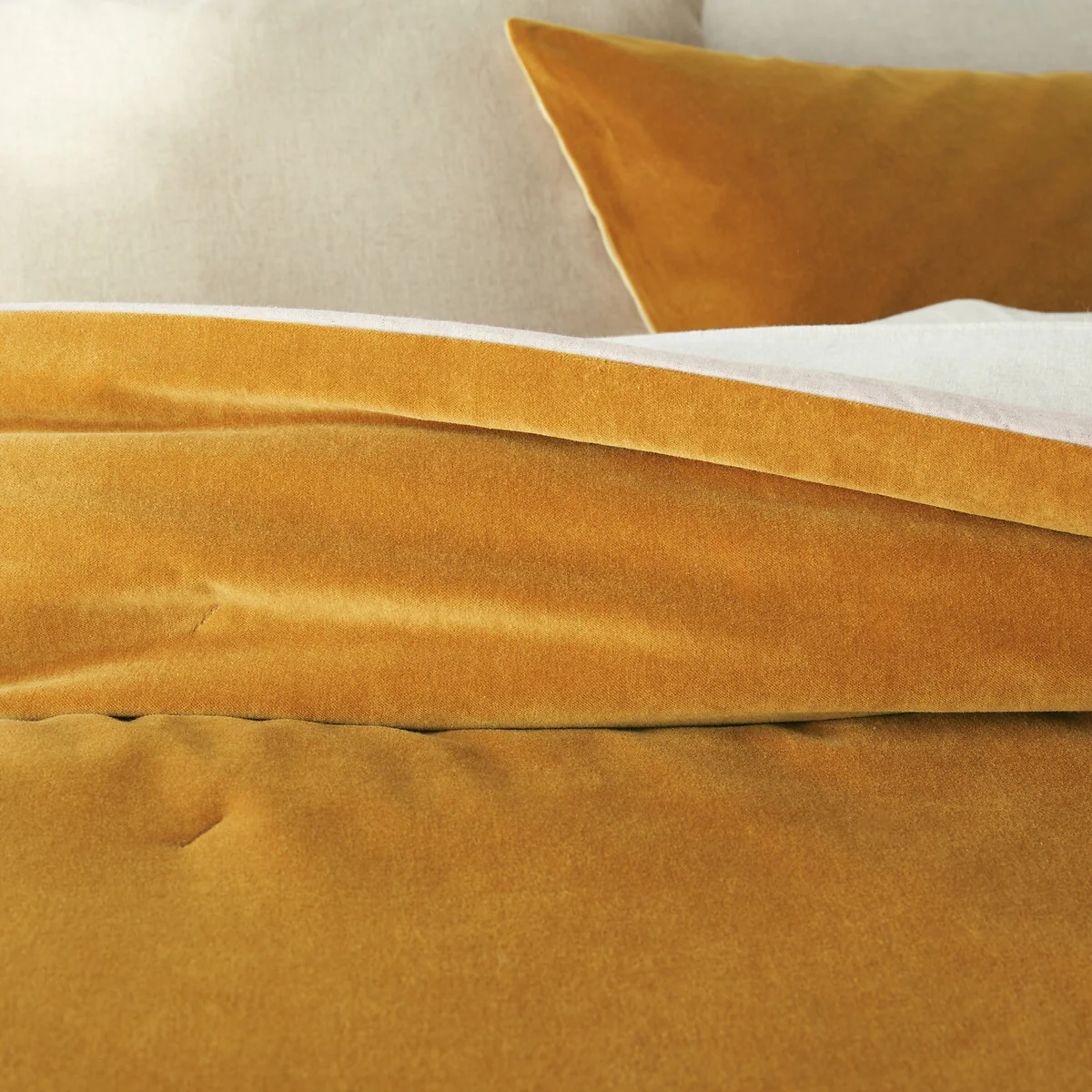 Velvet Quilted Cotton Velvet Bedspread – image 3
