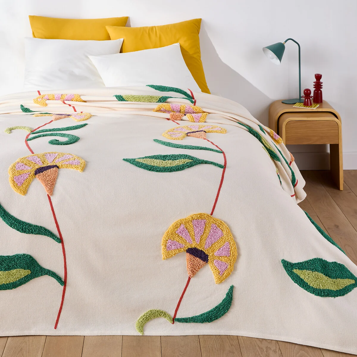 Palema Tufted Cotton Bedspread – image 2