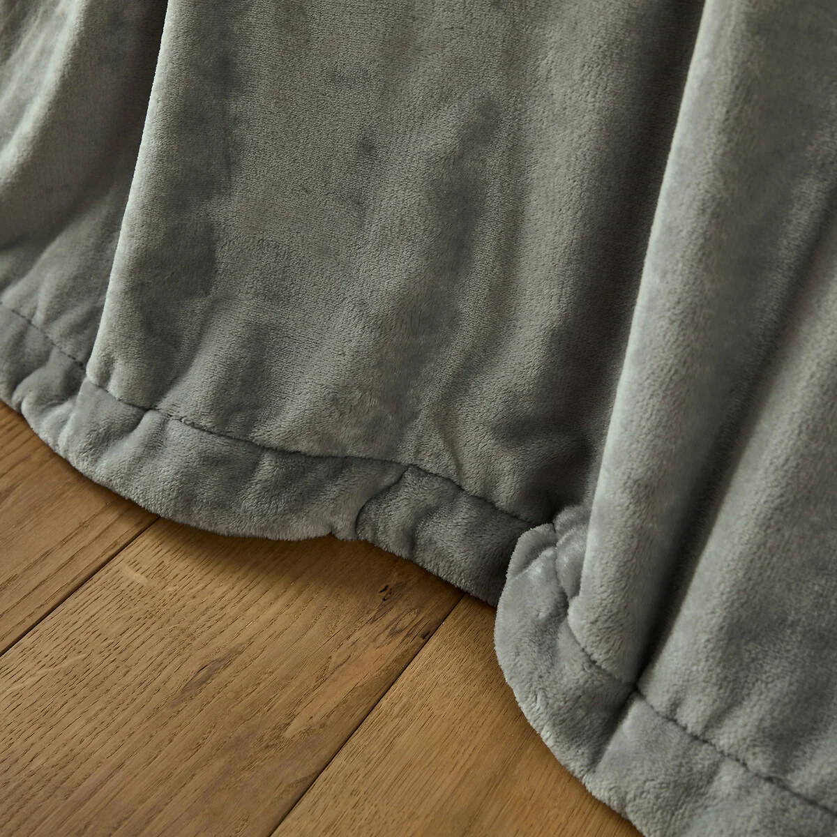 Maxine Fleece Bedspread – image 4