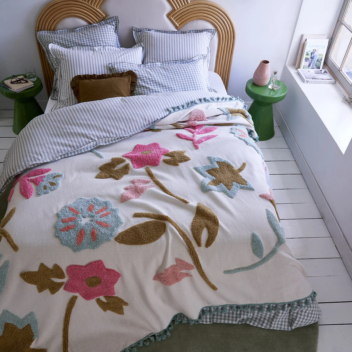 Samarkand Floral Tufted 100% Cotton Bedspread – image 2