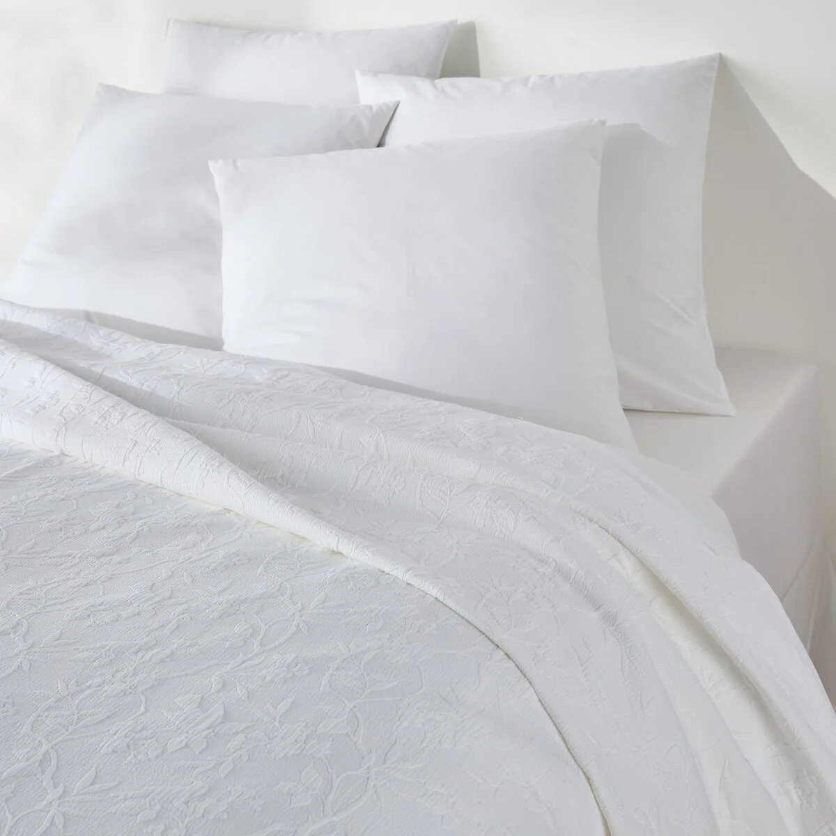 Nessa Quilted Bedspread – image 2