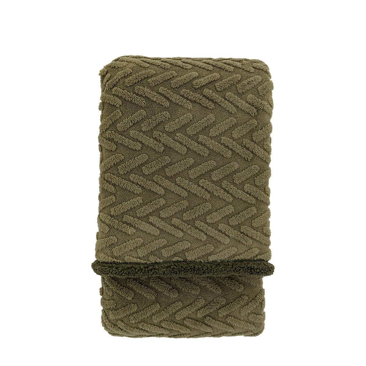Herringbone Sherpa Throw – image 3