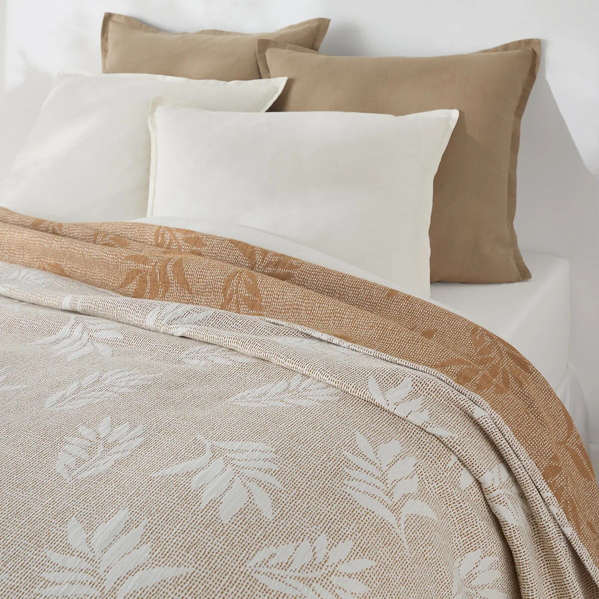 Thiago Printed Cotton Bedspread – image 3