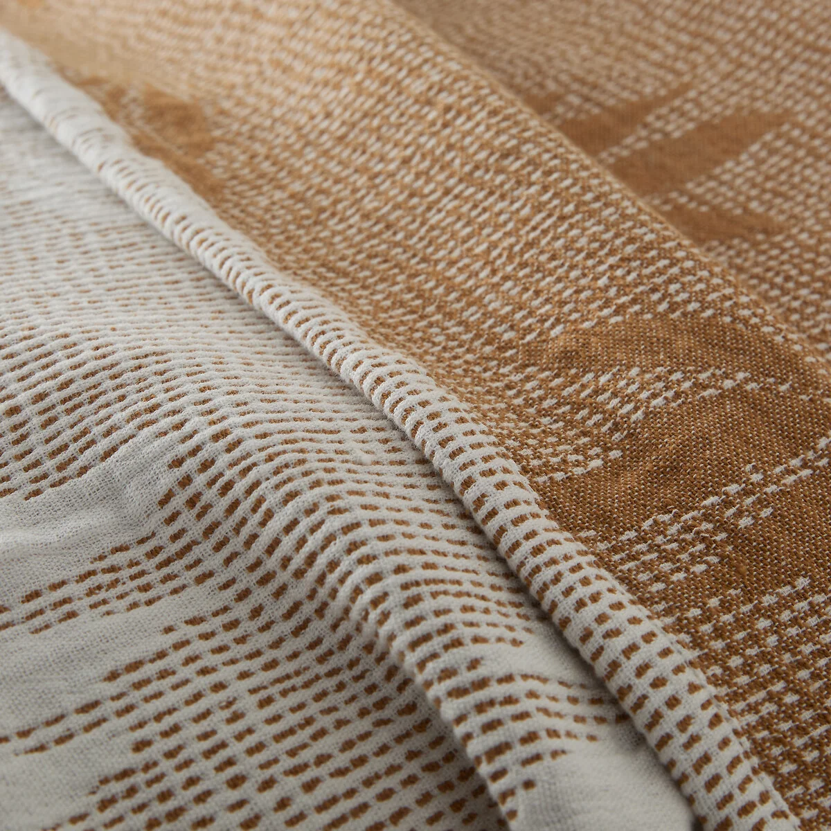 Thiago Printed Cotton Bedspread – image 4