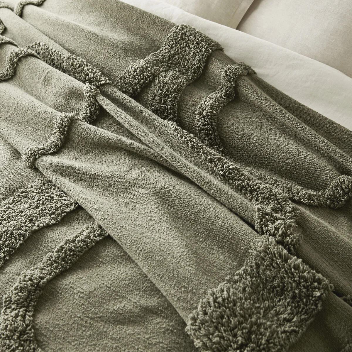 Massimo Tufted 100% Cotton Bedspread – image 4