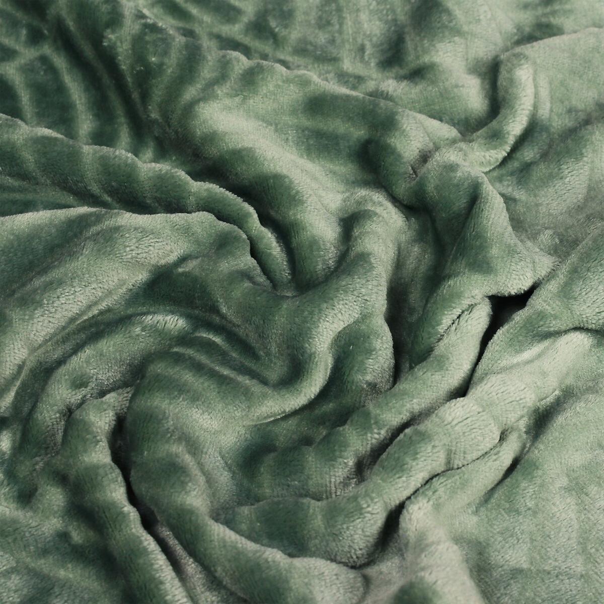 Folio Cut-Fleece Throw – image 3
