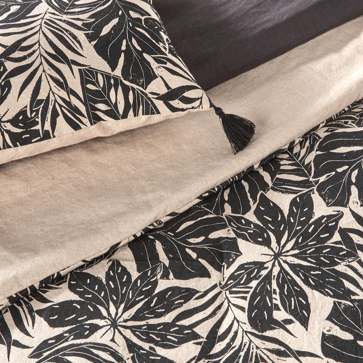 Ficus Linen & Cotton Patterned Quilt – image 2