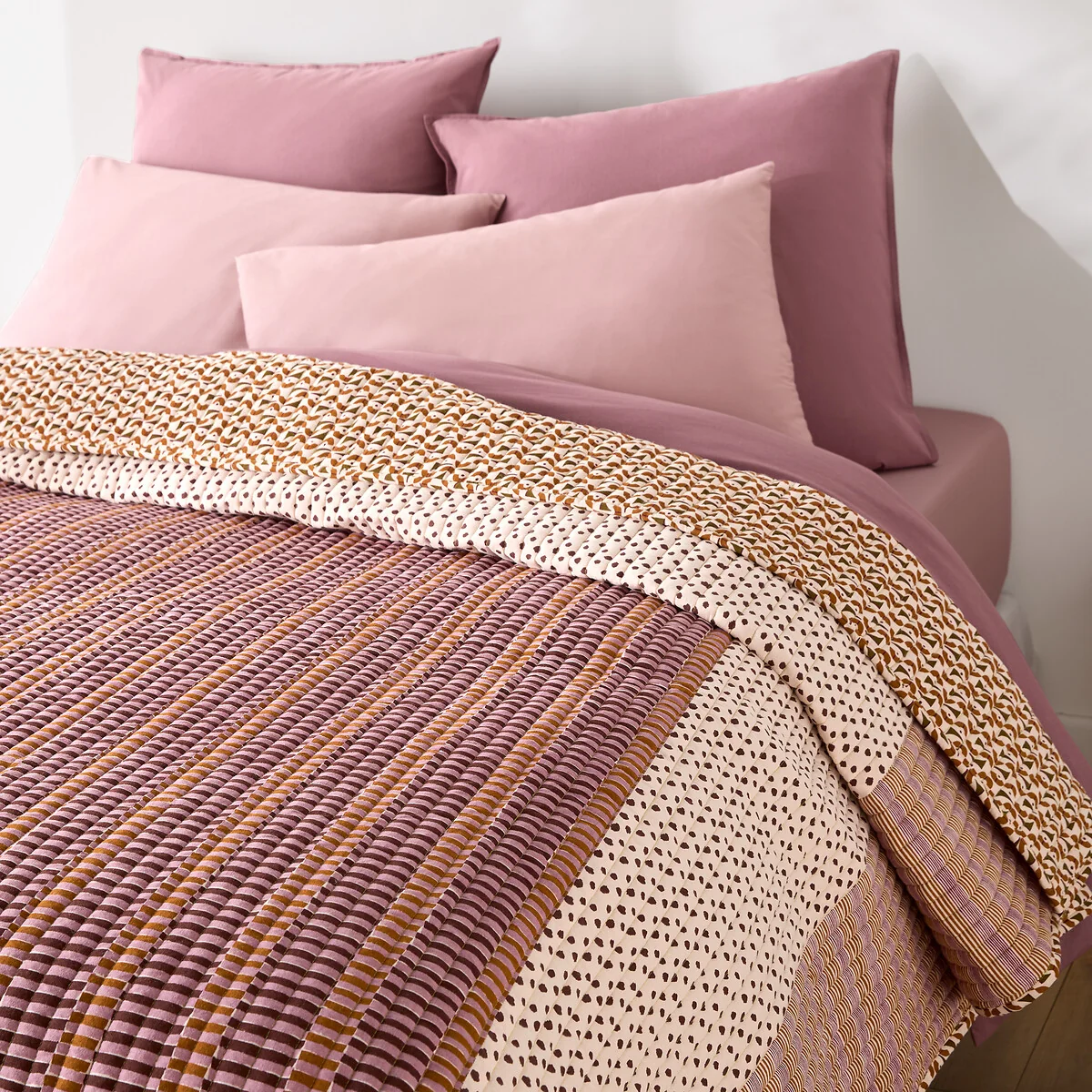 Nahro Patchwork Print Washed Cotton Quilted Bedspread – image 3