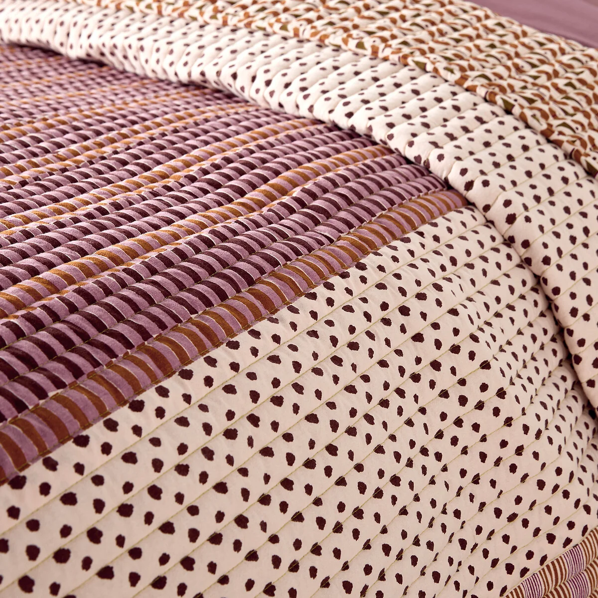 Nahro Patchwork Print Washed Cotton Quilted Bedspread – image 4