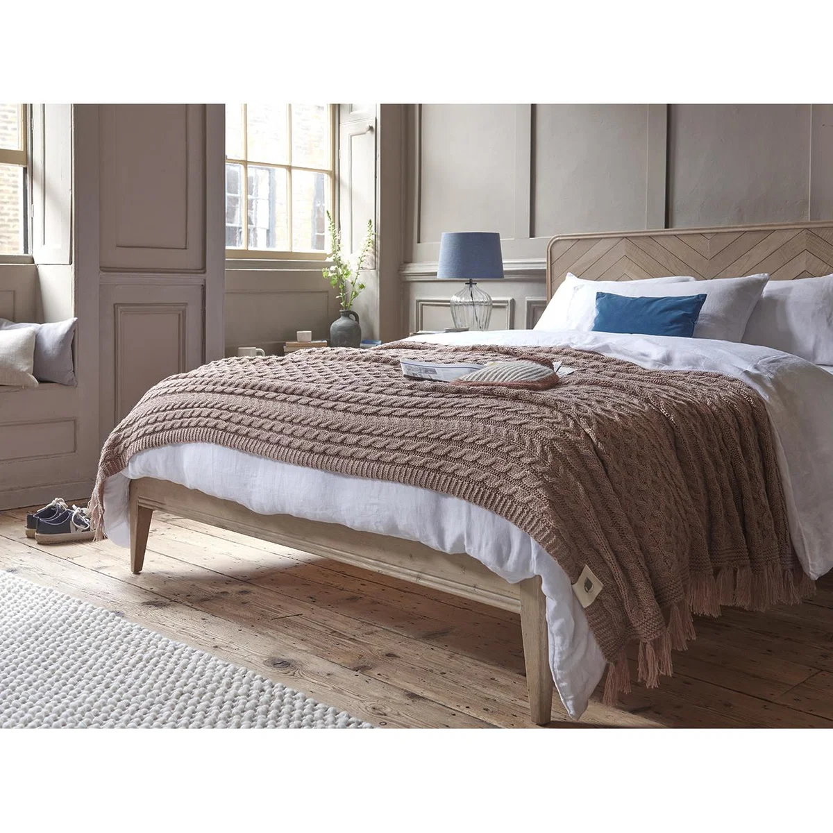 Chunky Knit Throw in Rusted Rose – image 2