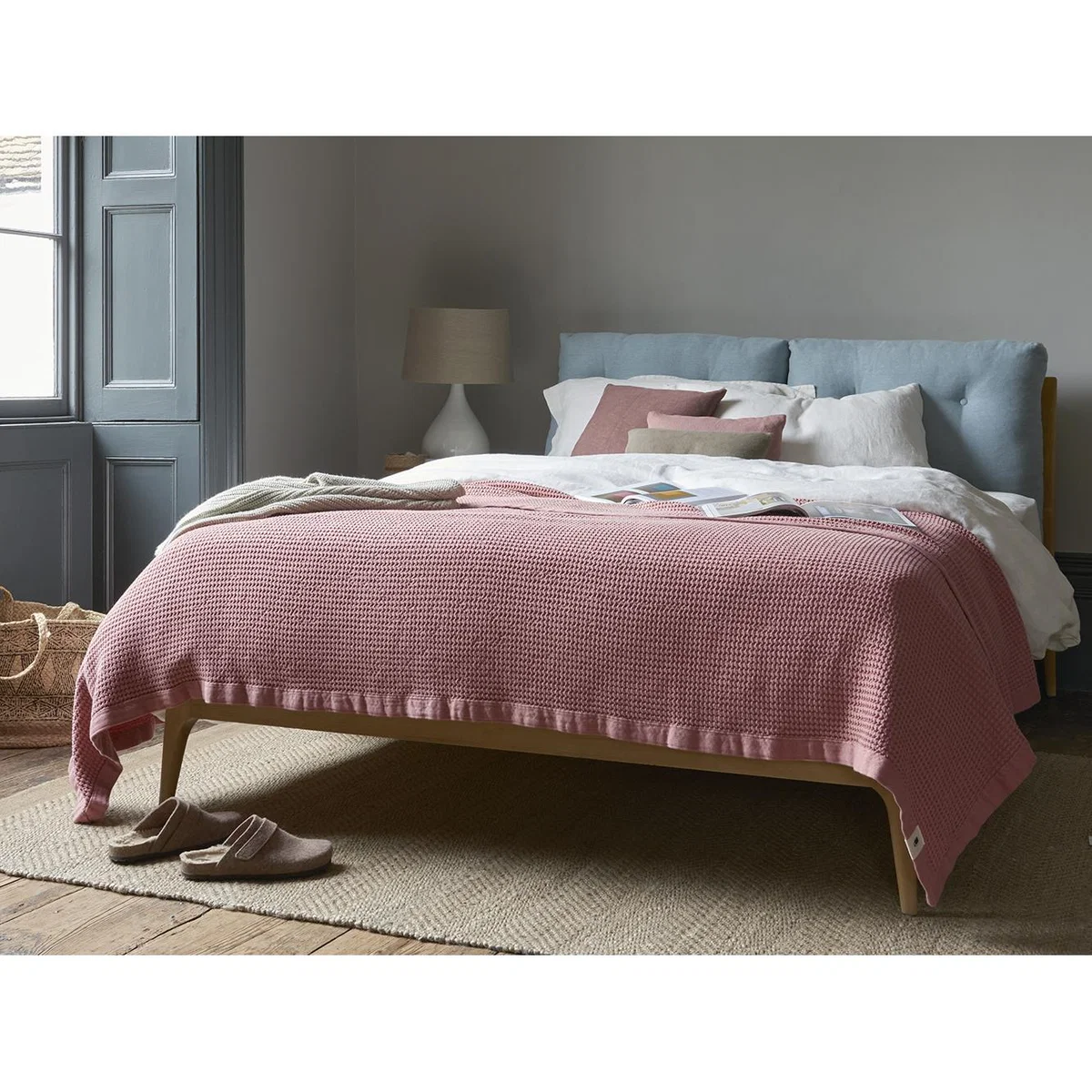 Waffle Throw in Old Pink – image 4