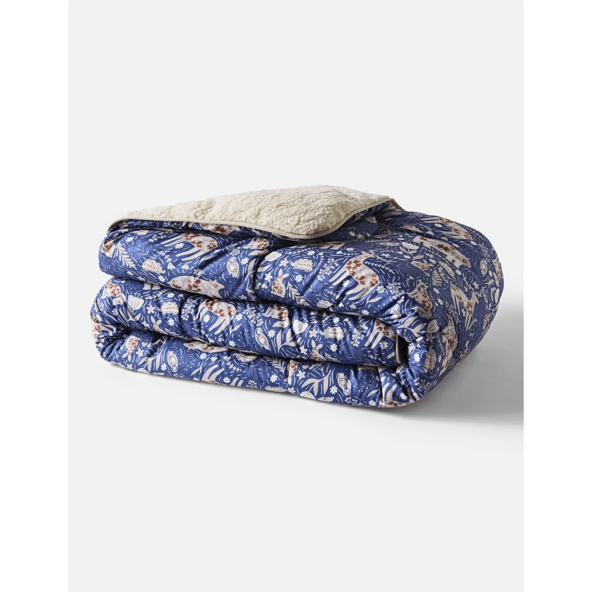 Nightlark Wood Creatures Sherpa Fleece 9 Tog Throw Olive – image 3