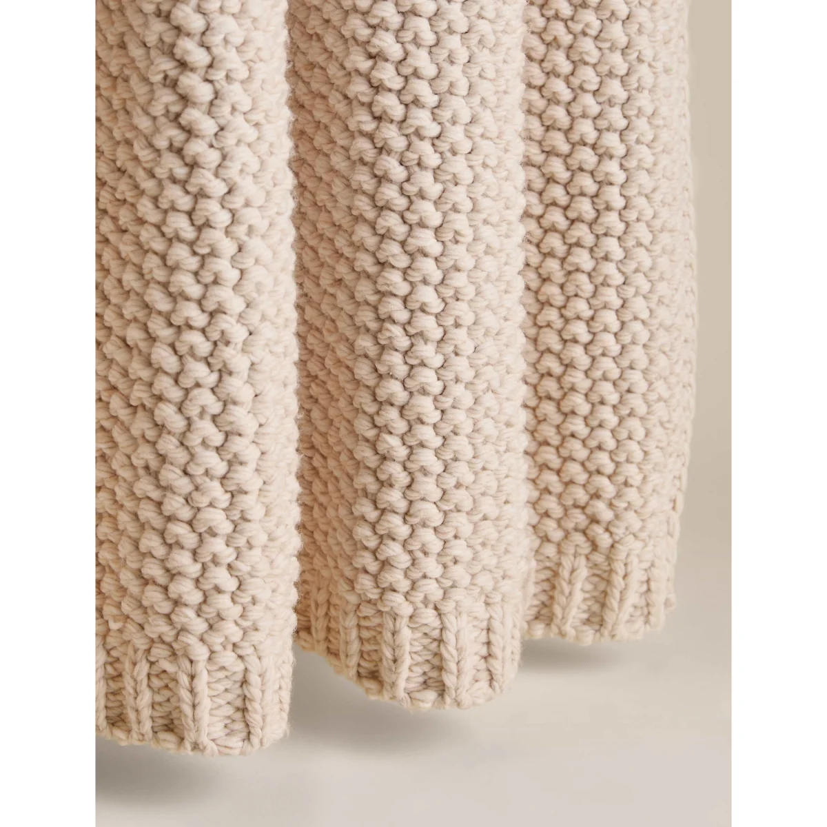 M&S Chunky Knit Throw Neutral – image 2