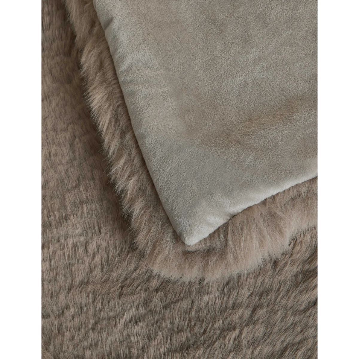 M&S X Kelly Hoppen Kelly Hoppen Faux Fur Throw Taupe – image 2