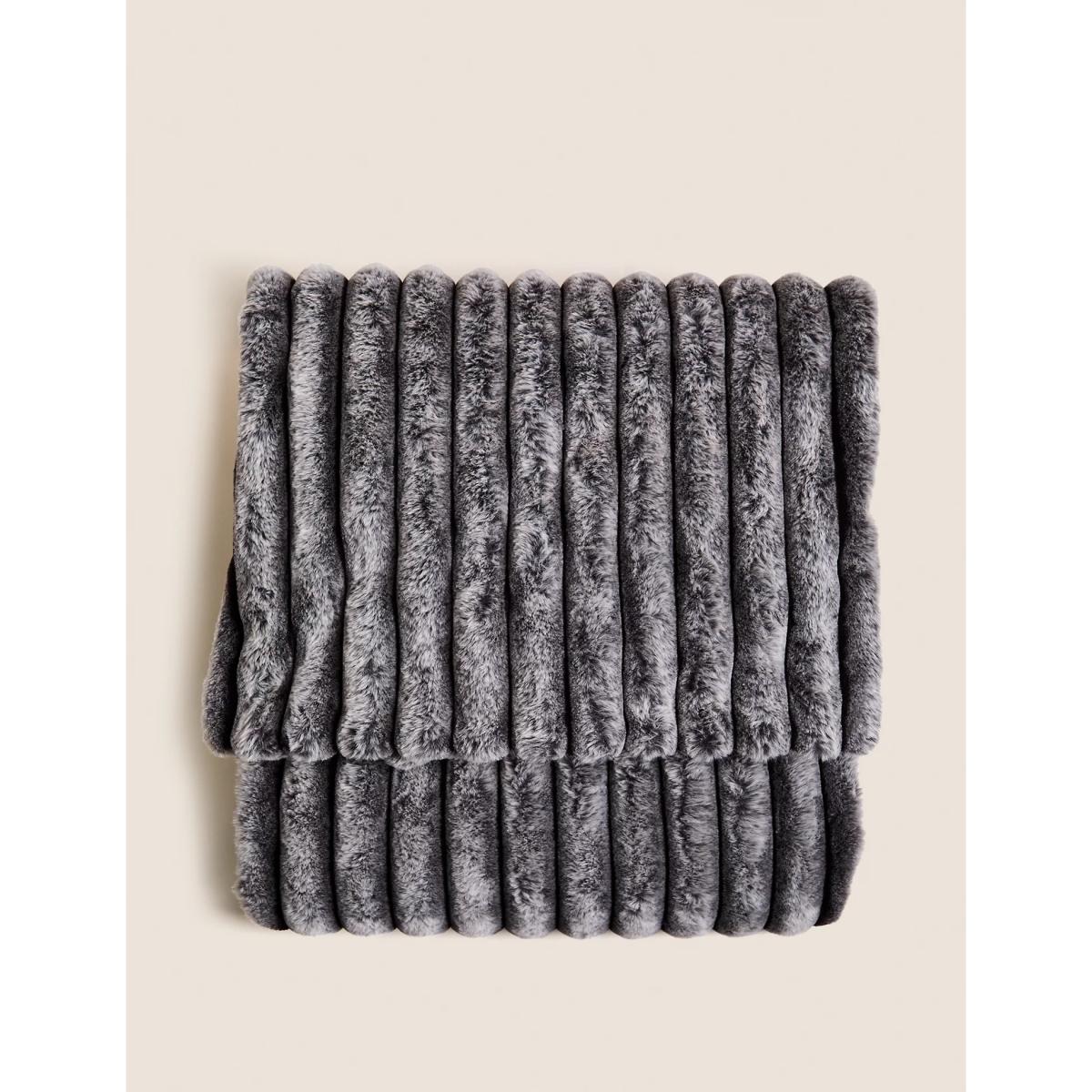 M&S Faux Fur Ribbed Throw - Large - Charcoal, Charcoal,Natural – image 3