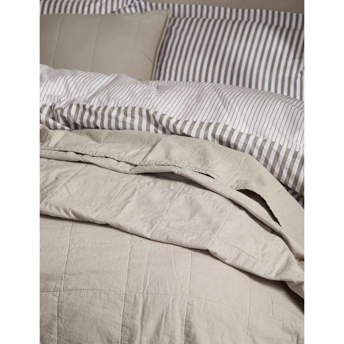 YARD Hebden Washed Cotton Quilted Bedspread Oatmeal – image 3
