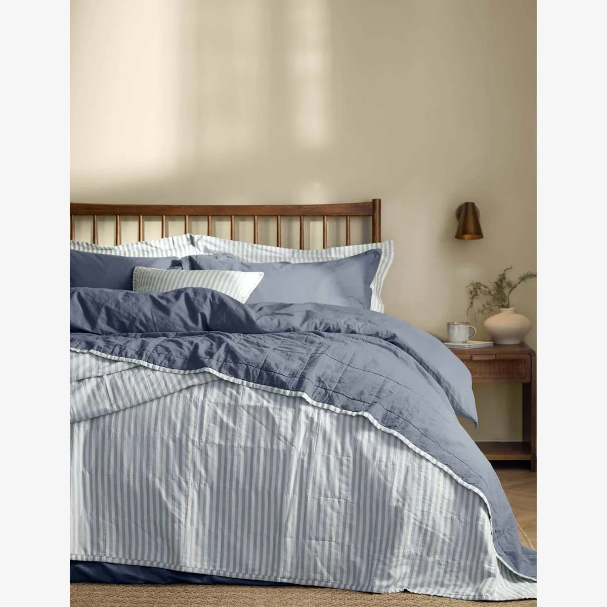 YARD Hebden Washed Striped Quilted Bedspread Blue Marl – image 1