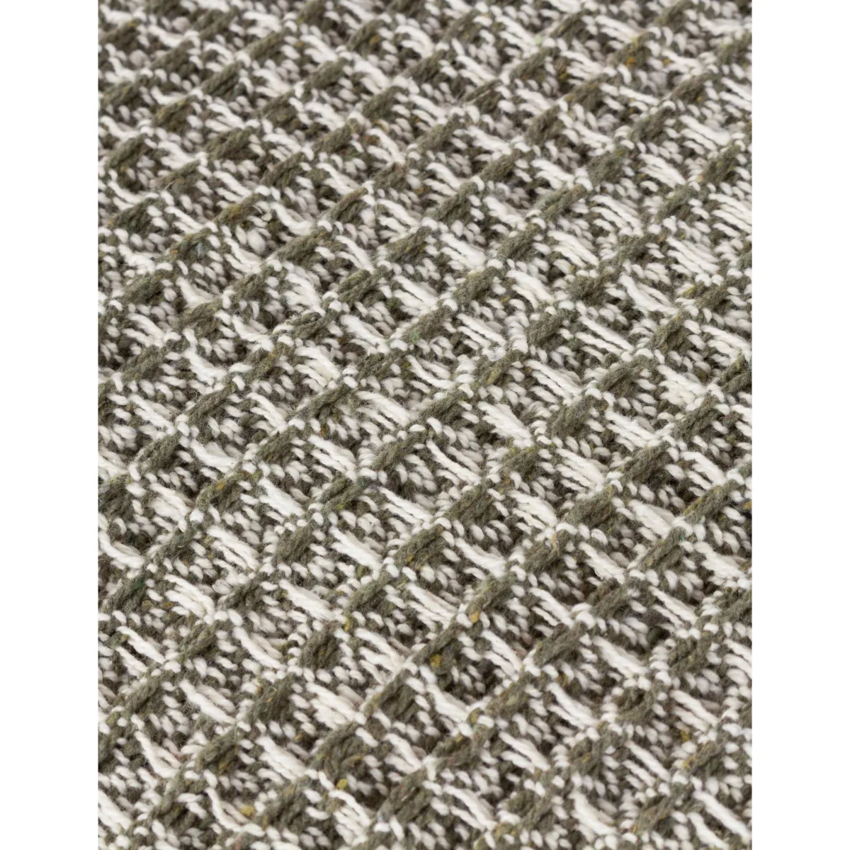 YARD Pure Cotton Waffle Fringed Throw Green – image 4