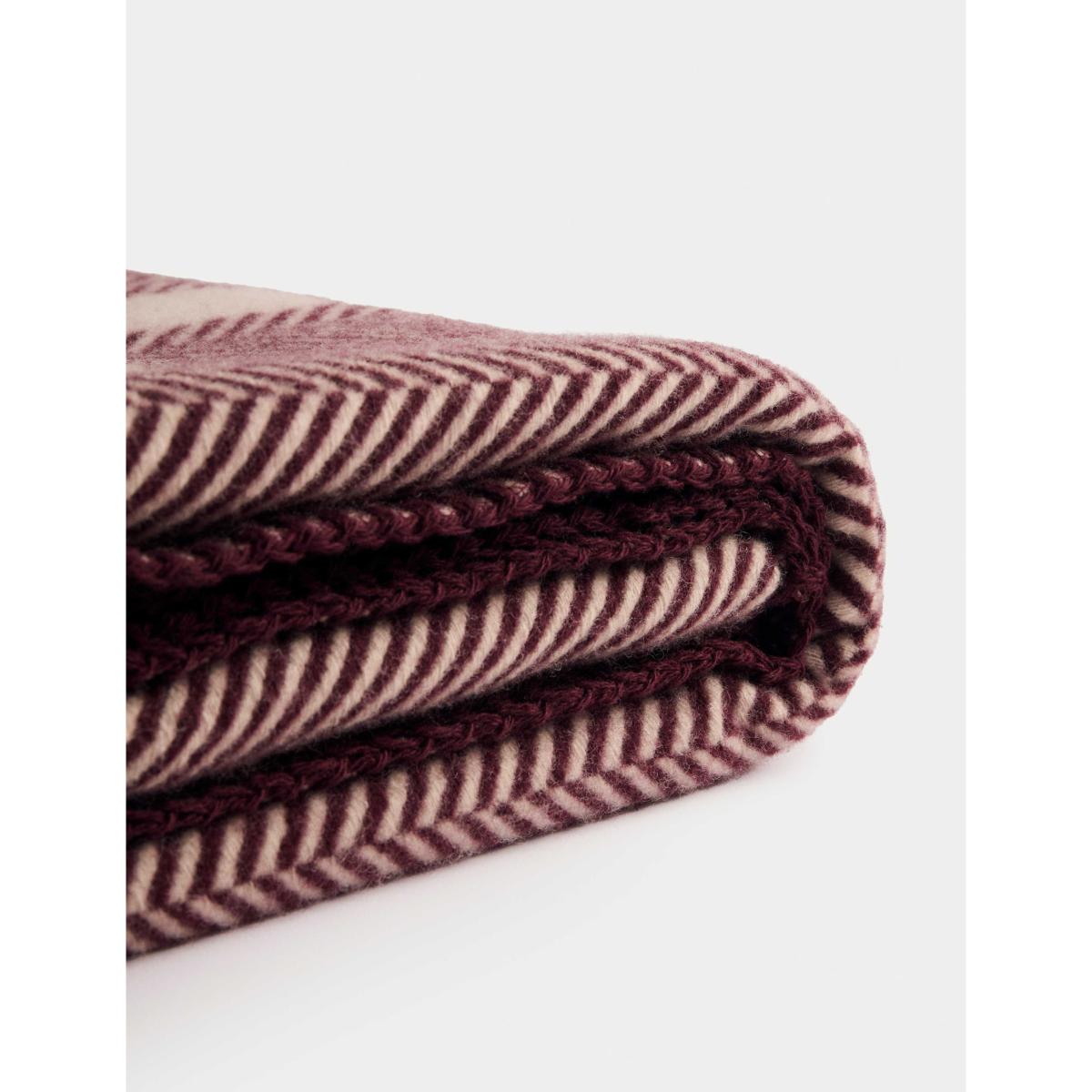 M&S x Bella Freud Pure Wool Oh Happy Day Slogan Throw Burgundy Mix – image 4