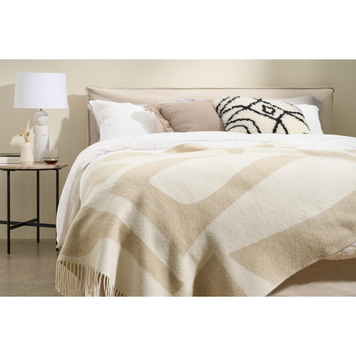 Lafant Wool Throw, 125 x 170cm, Neutral – image 4