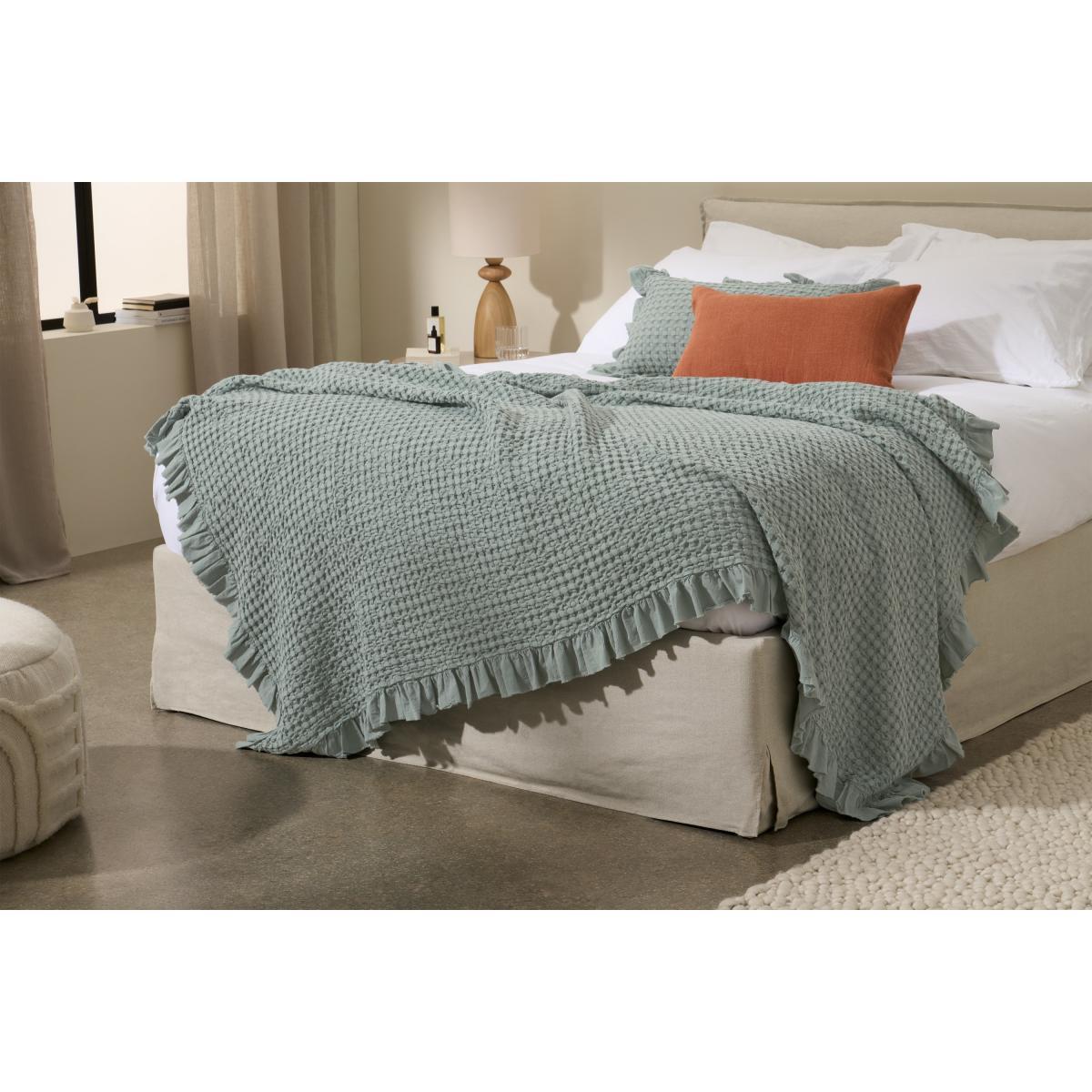 Lozen Waffle 100% Organic Cotton Bedspread, 150 x 200cm, Seafoam – image 3