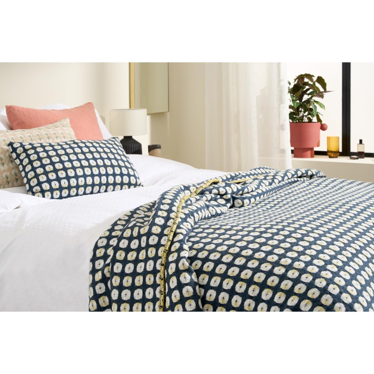 Klara Lambswool Blend Throw, 200 x 200 cm, Navy – image 4