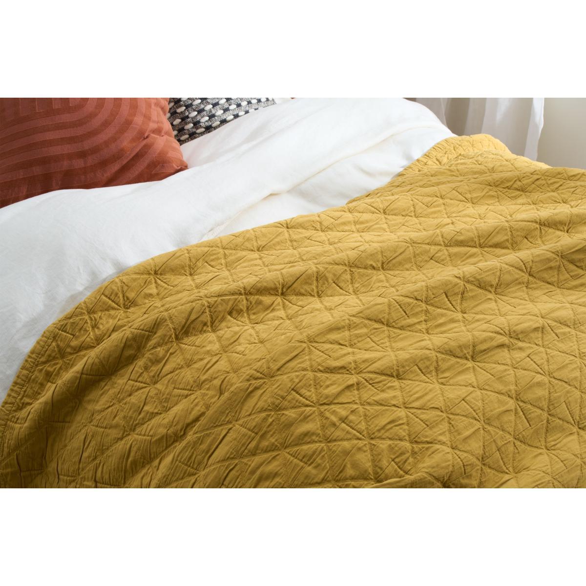 Boxton 100% Cotton Stonewashed Bedspread, 225 x 220 cm, Gold – image 4