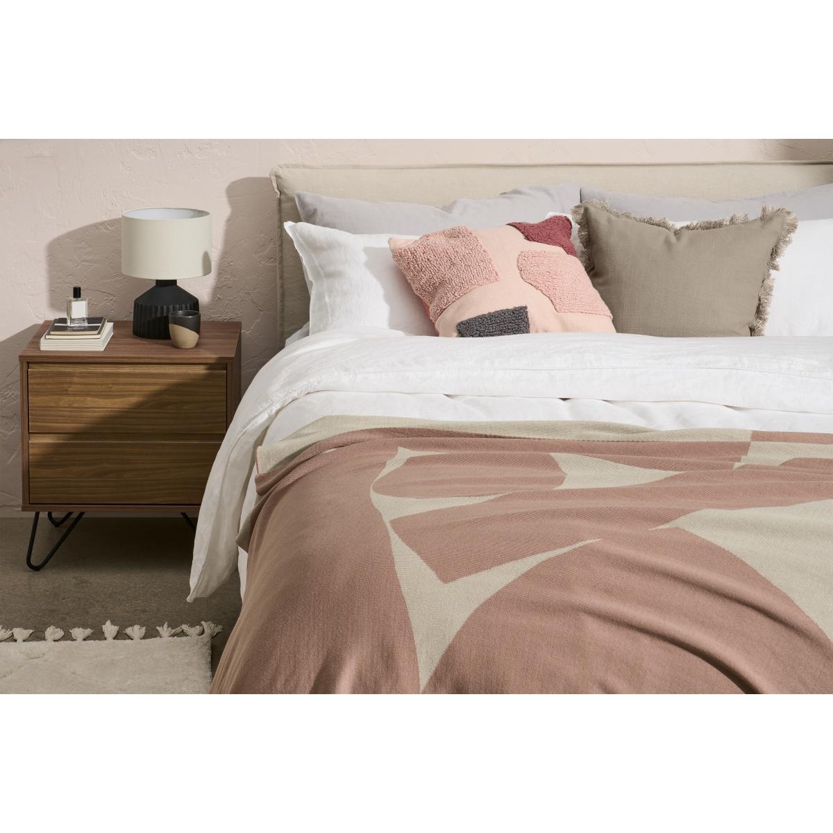 Isola 100% Cotton Knitted Throw, 130 x 170cm, Pink – image 5