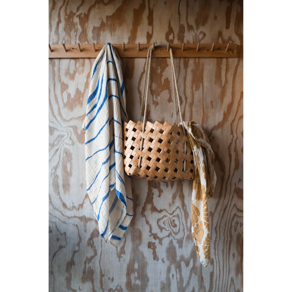 Fine Little Day Våg muslin throw 120x120 cm Blue – image 7