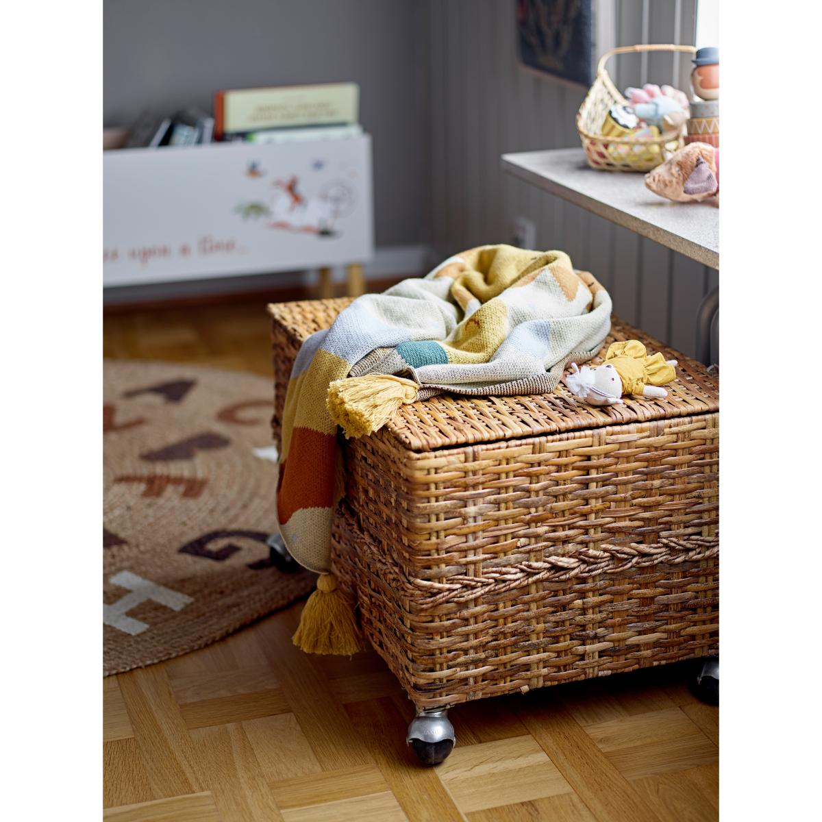 Bloomingville Vigge throw 80x100 cm Yellow – image 4
