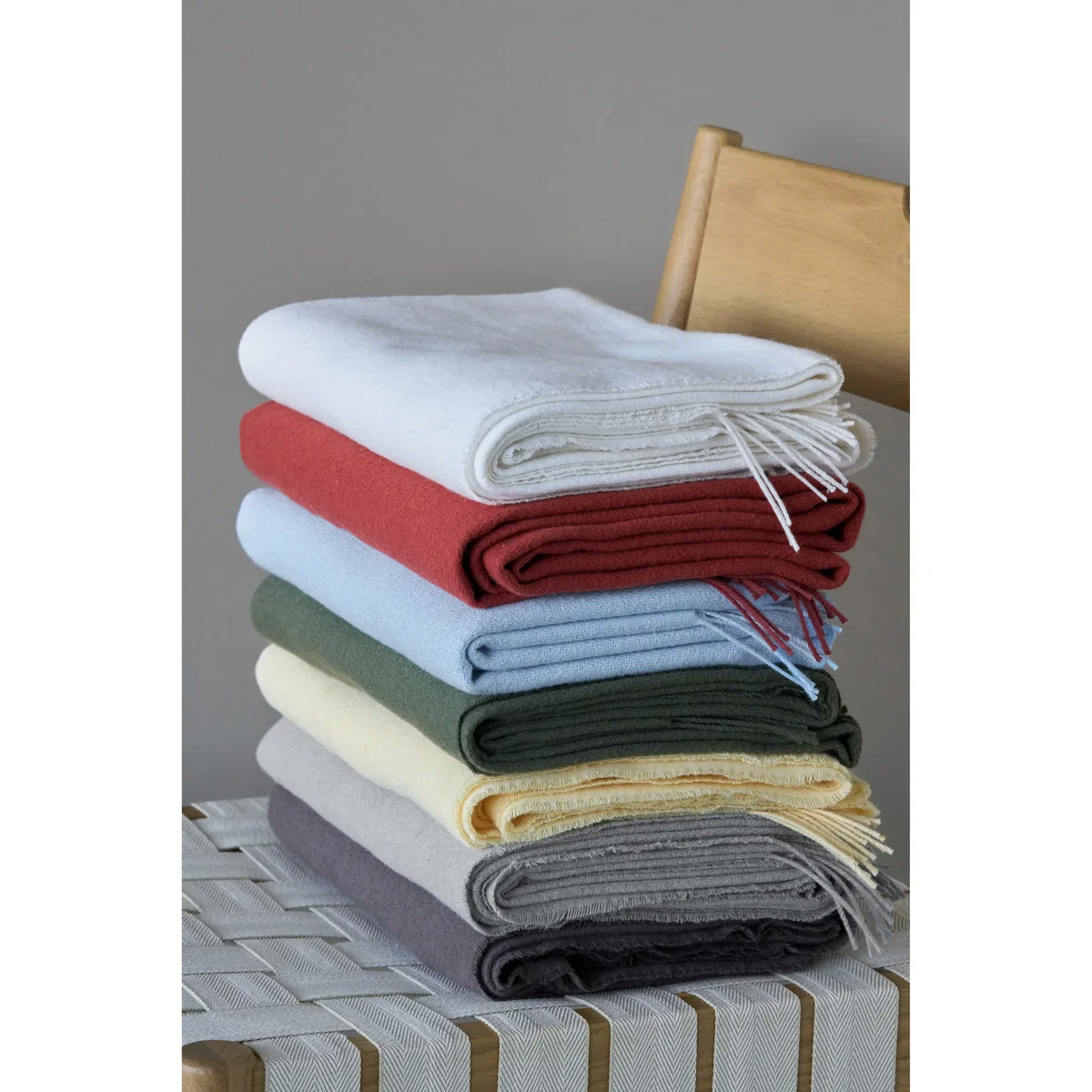 Scandi Living Loom cotton throw 125x170 cm Khaki – image 3