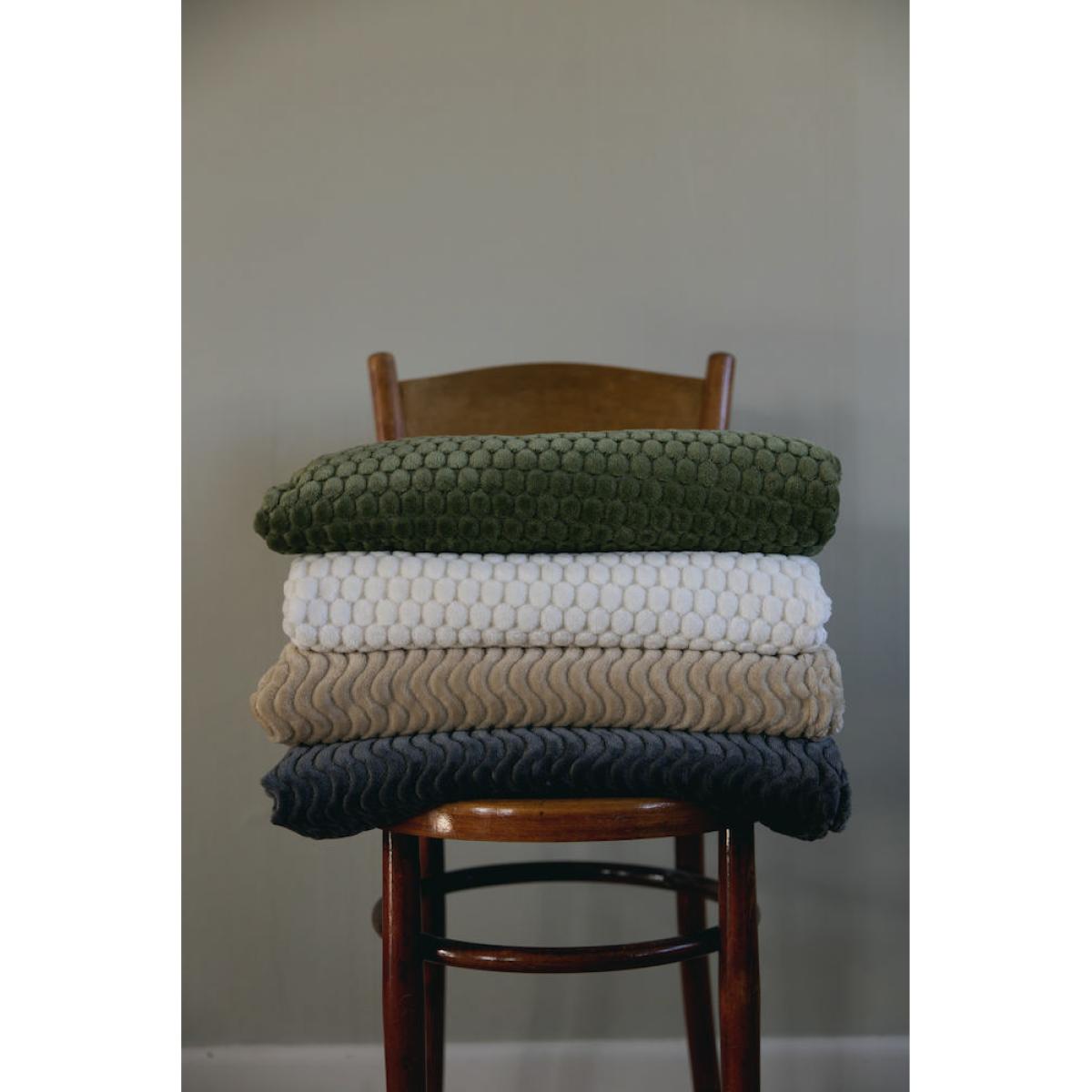 Sagaform Agnes fleece throw Beige – image 2