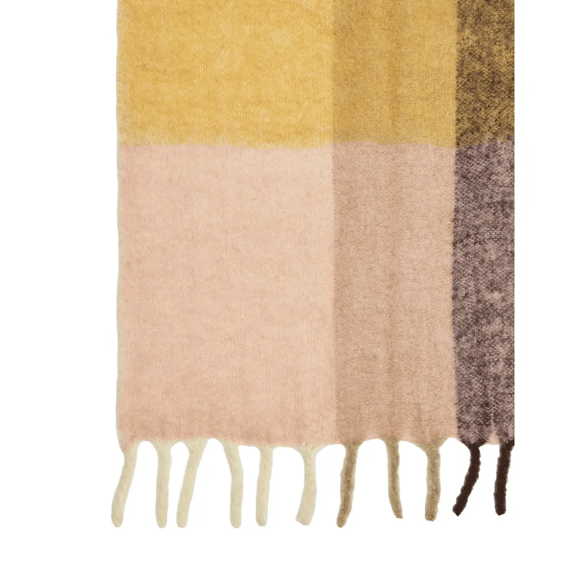 Ferm Living Blur mohair throw Butter-pale rose 130x170 cm – image 6