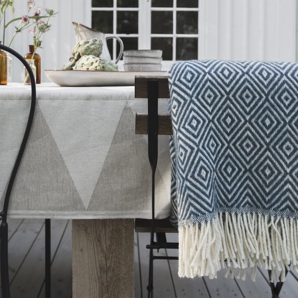 Salt wool throw dusty blue – image 2