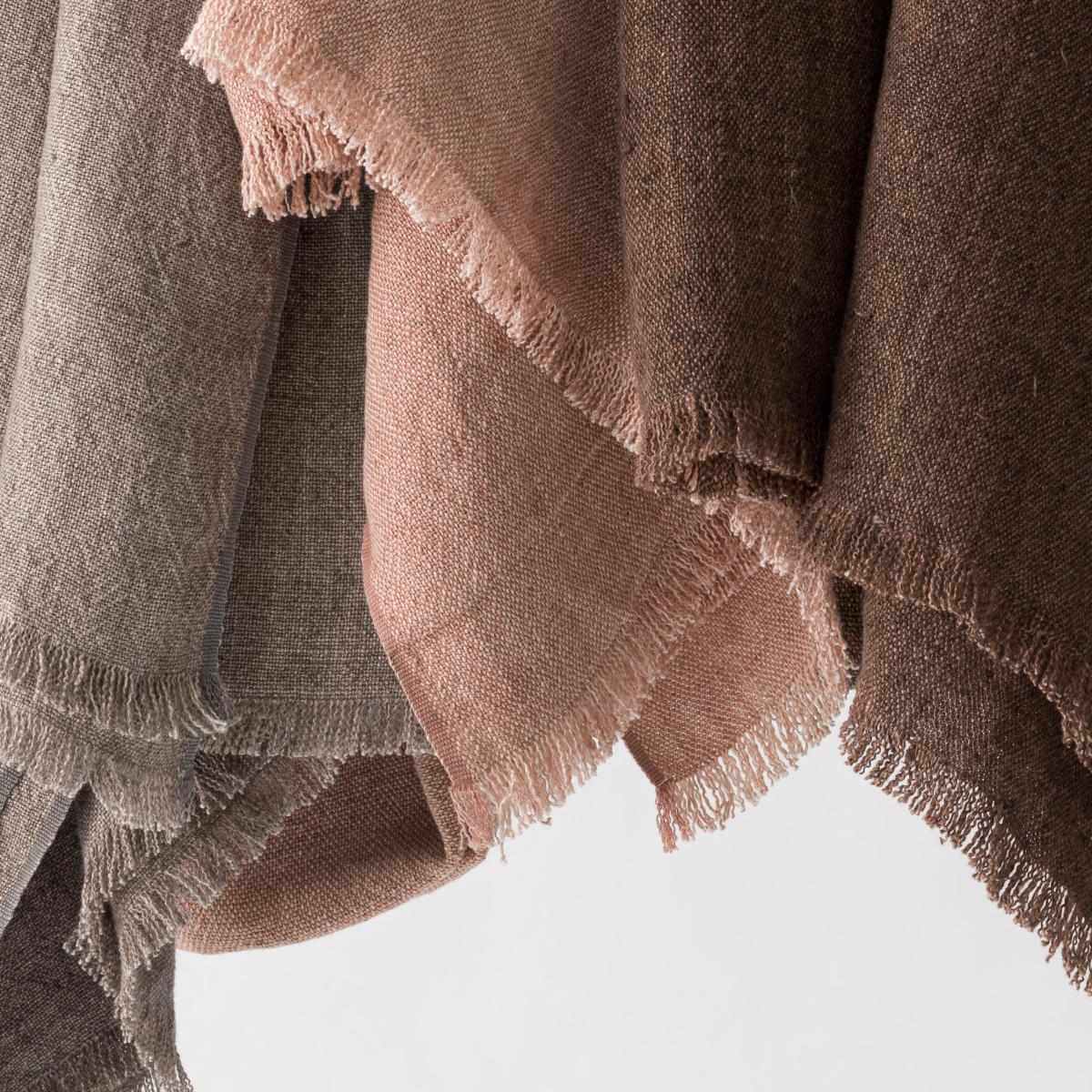 Margaux throw 130x170 cm Ash – image 2