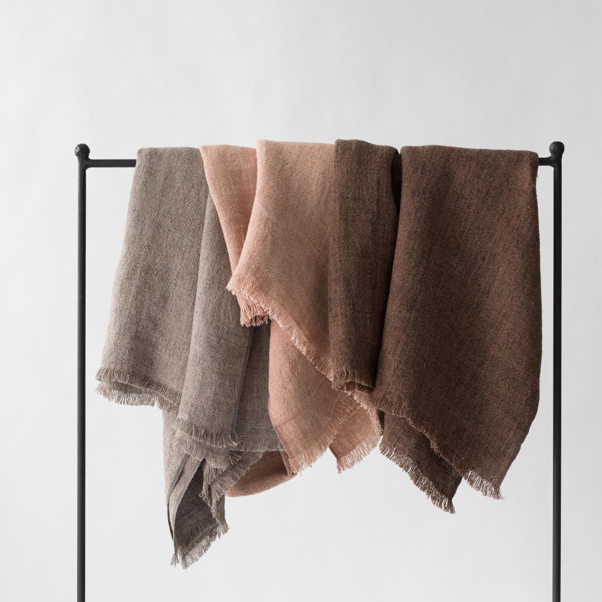 Margaux throw 130x170 cm Ash – image 3