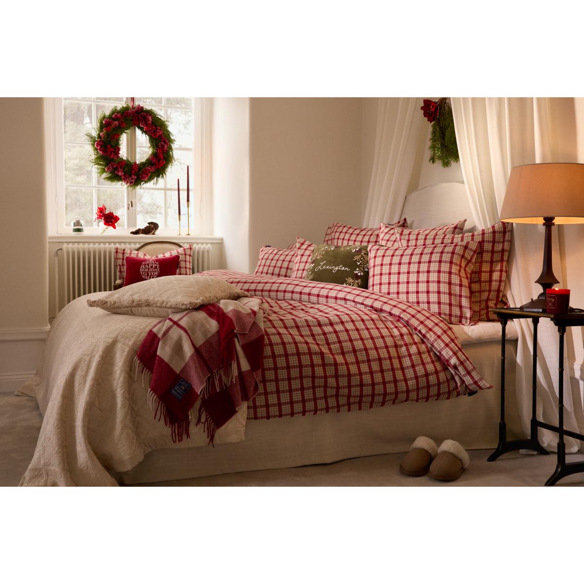 Lexington Red-beige Checked recycled wool throw 130x170 cm Red-beige – image 4