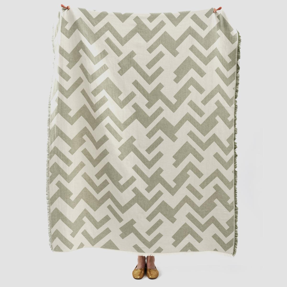 Florens cotton blanket Sage (light grey) – image 2
