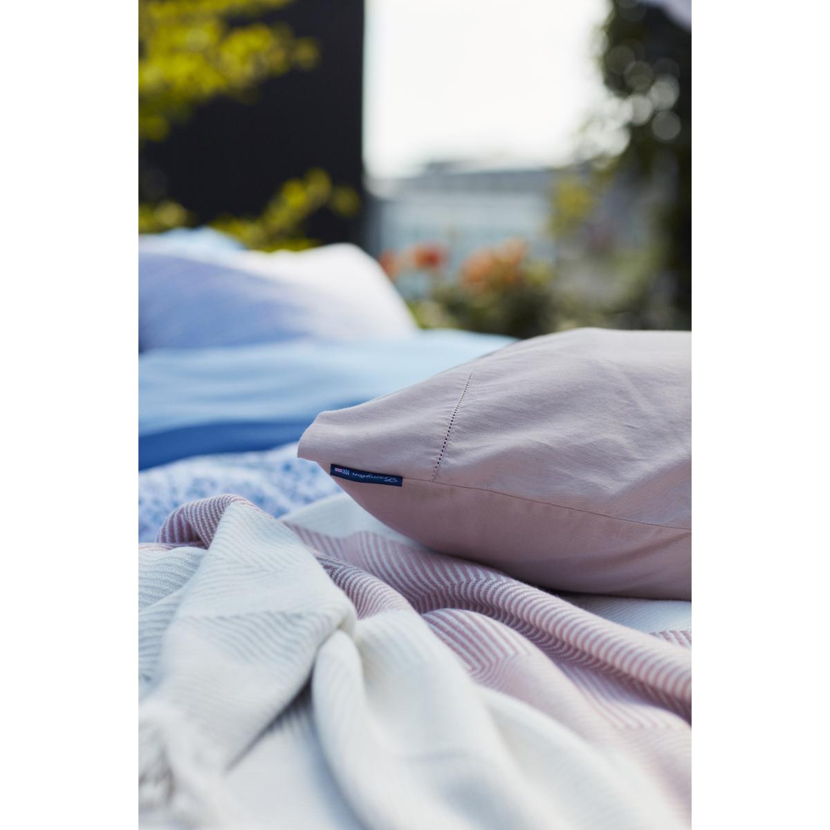 Lexington Herringbone Striped Recycled cotton throw White-pink – image 4