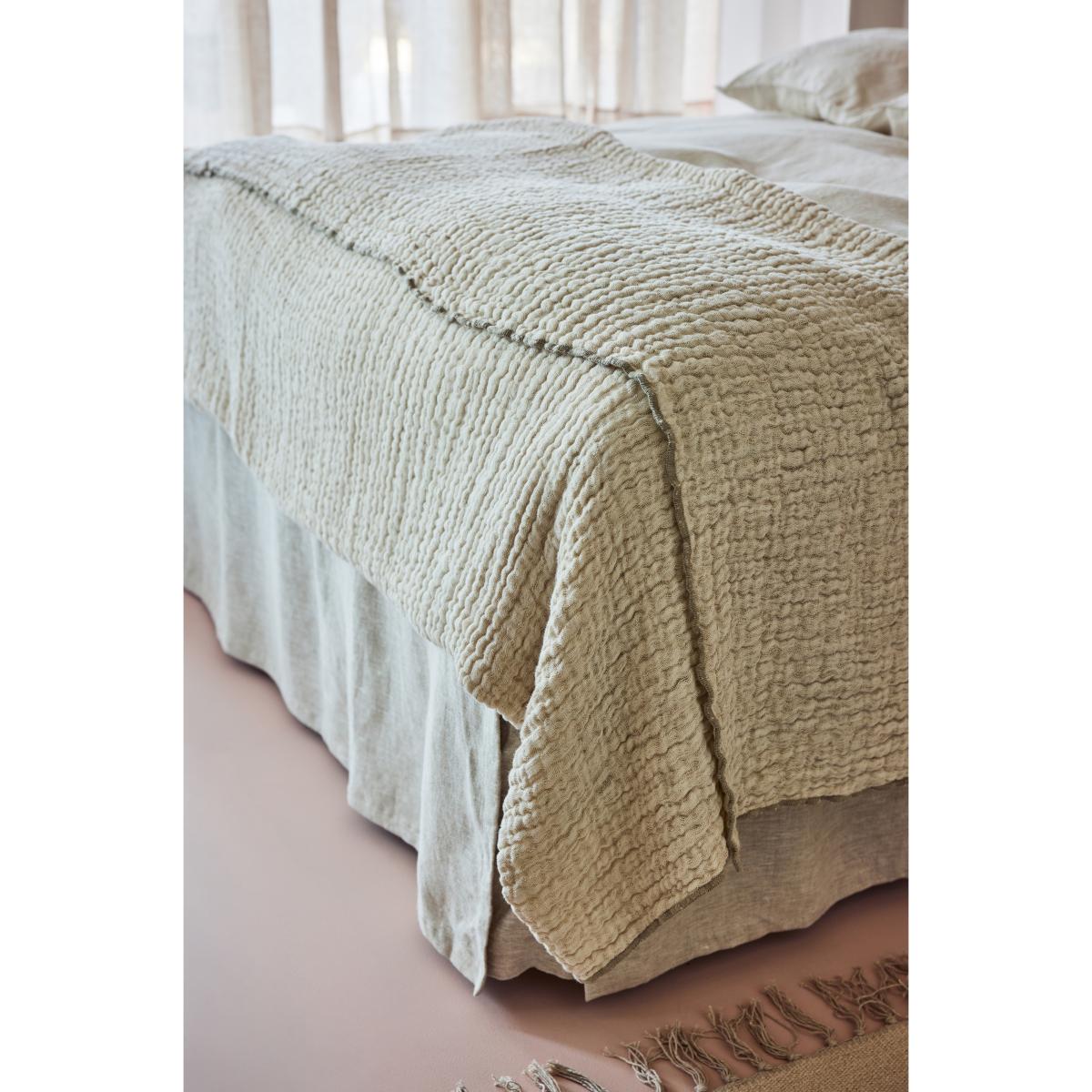 Himla Pauline bedspread 160x260 cm Oatmeal – image 3