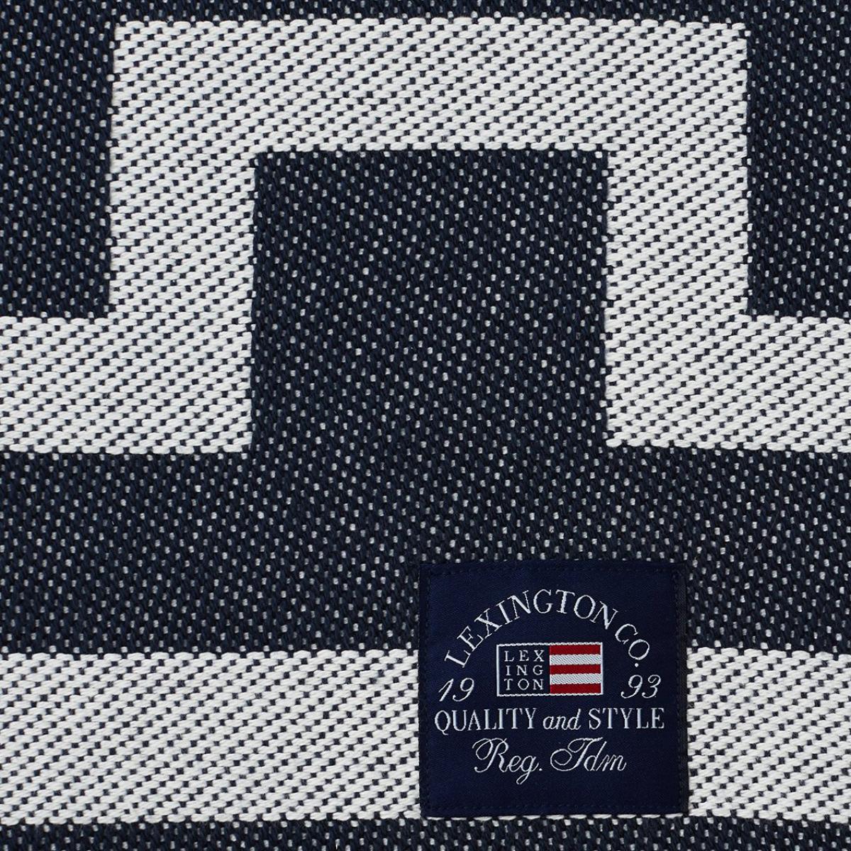 Graphic Recycled Cotton throw 140x200 cm off white-dark blue – image 2