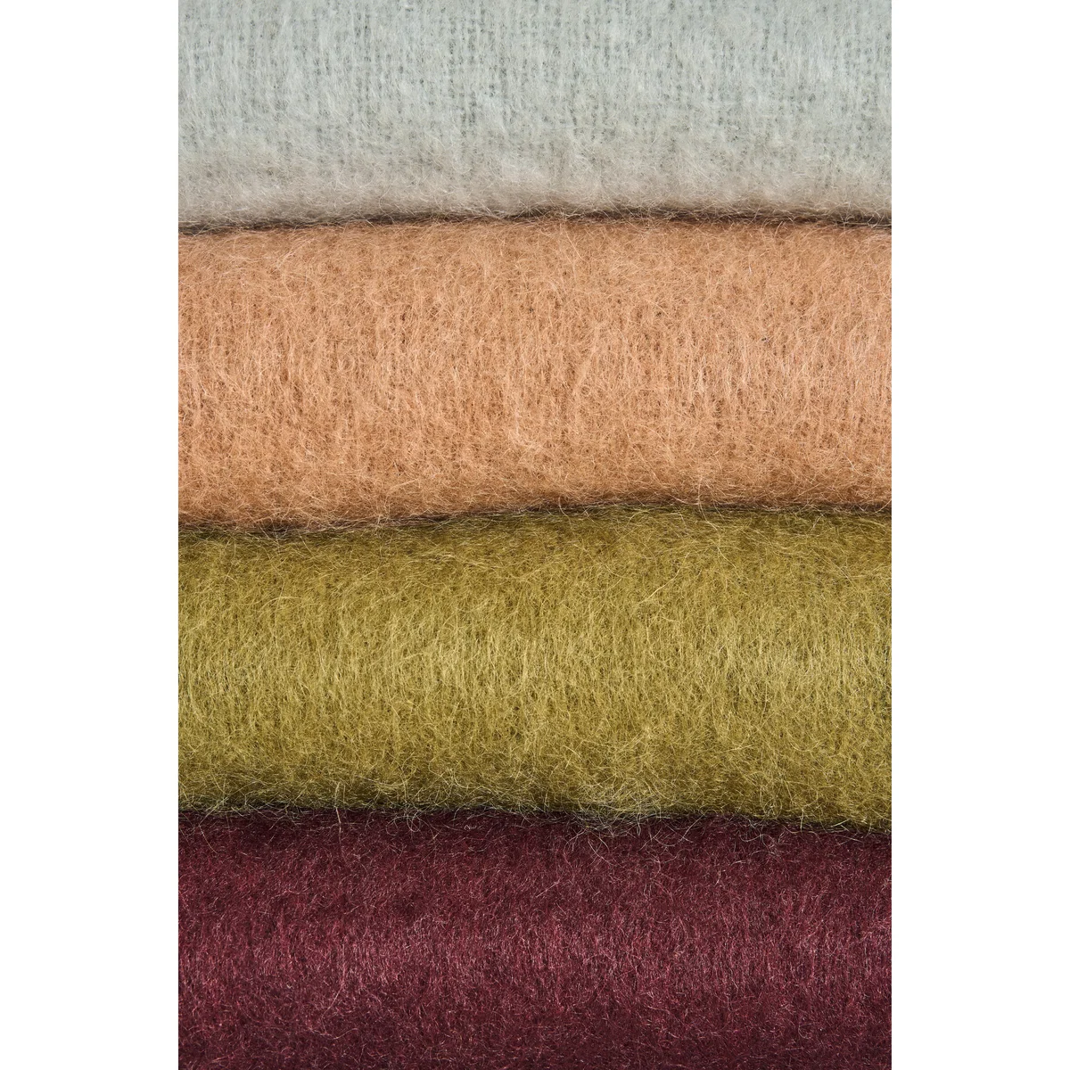 Scandi Living Dune mohair throw 130x170 cm Olive – image 4