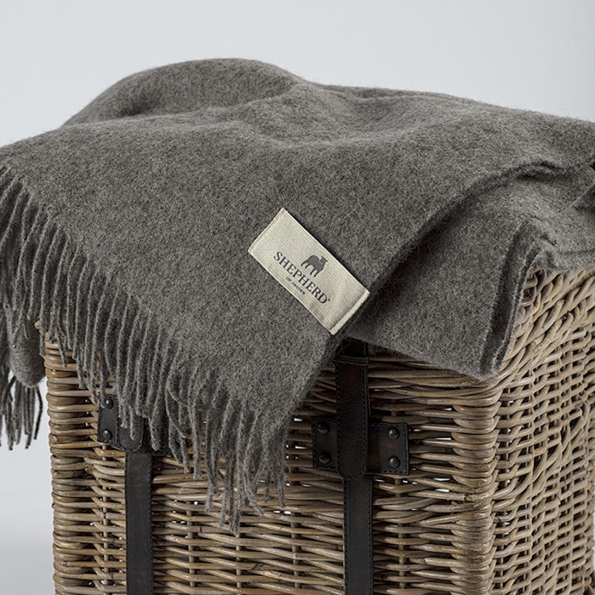Leia wool throw 130x200 cm Granite – image 4