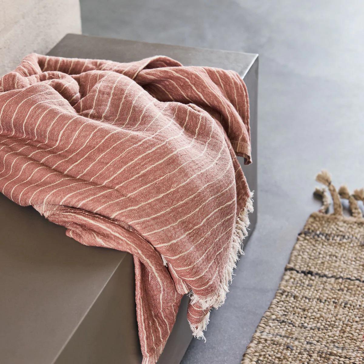 House Doctor Alice stripe throw 140x200 cm Dusty berry – image 3