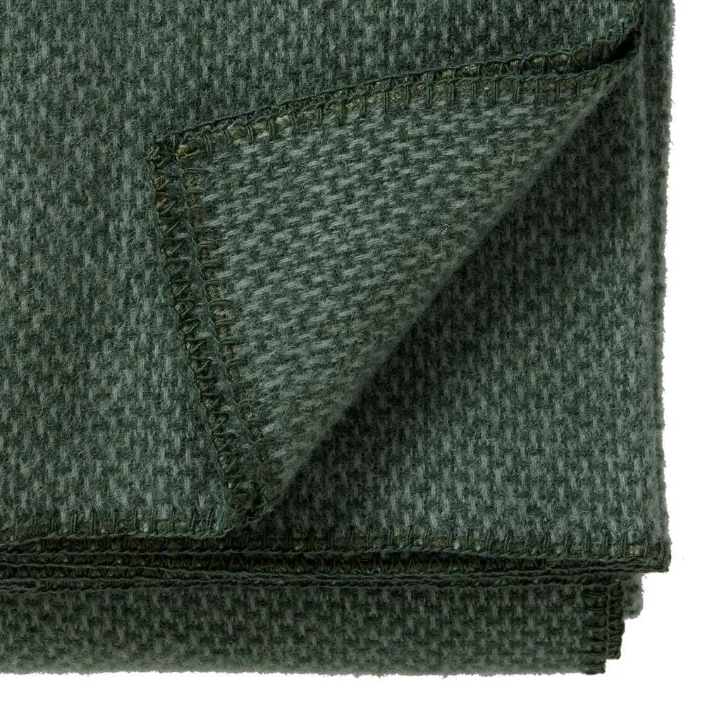 Domino wool throw green – image 2