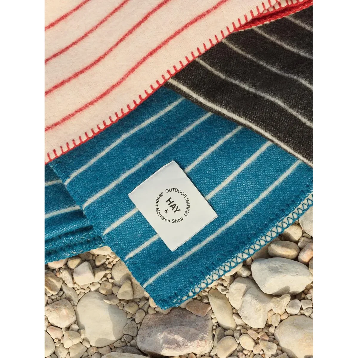 HAY Outdoor Market blanket Blue-beige 130x180 cm – image 3