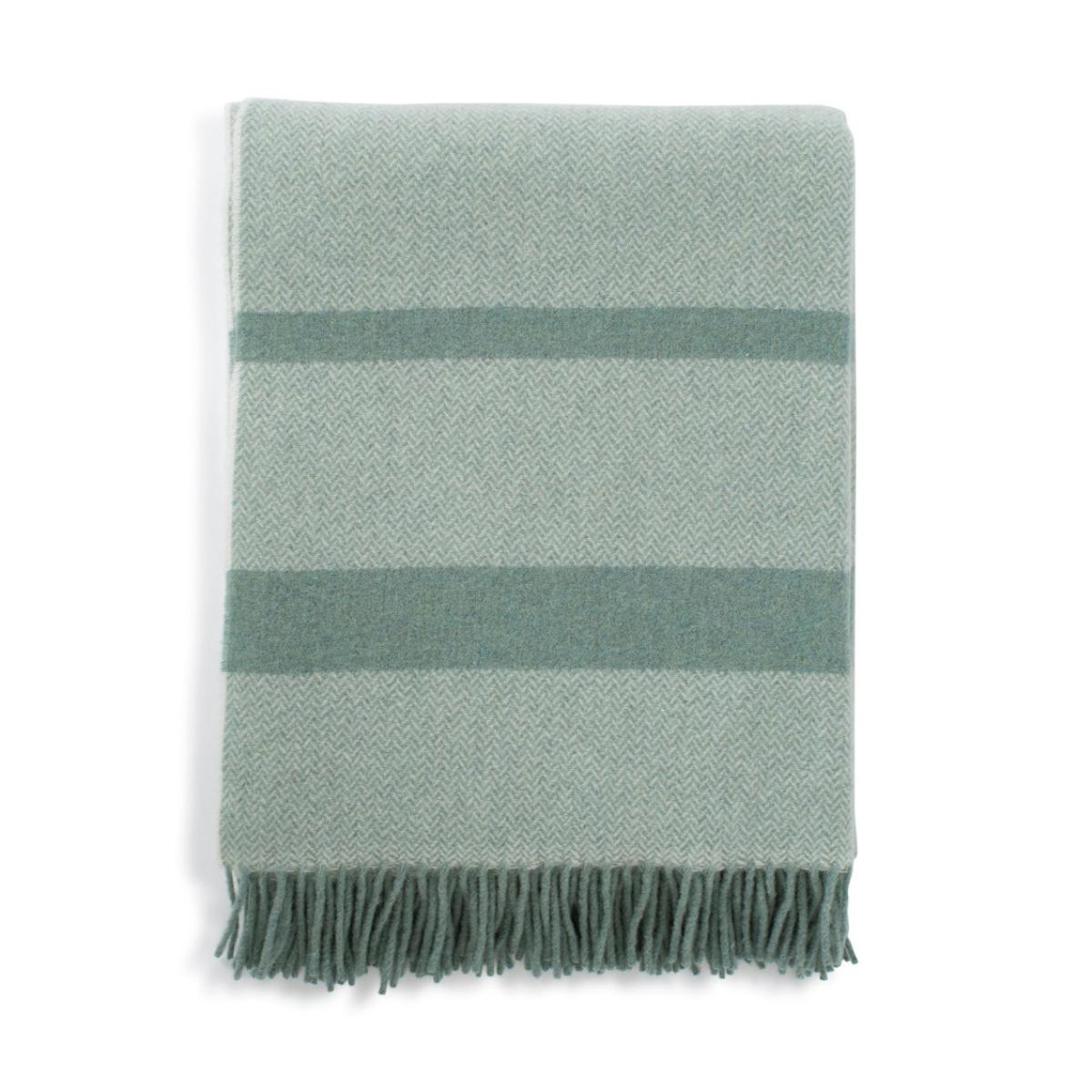 Herringbone wool throw 130x170 cm green – image 2