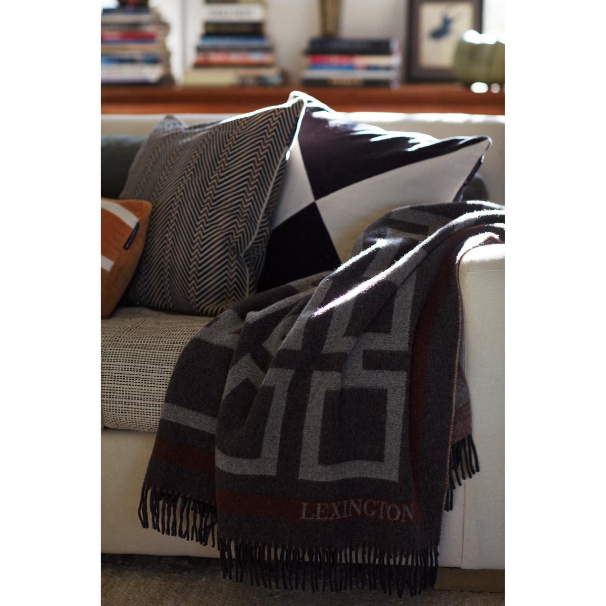 Lexington Graphic Recycled Wool throw 130x170 cm Dark grey-white-brown – image 5