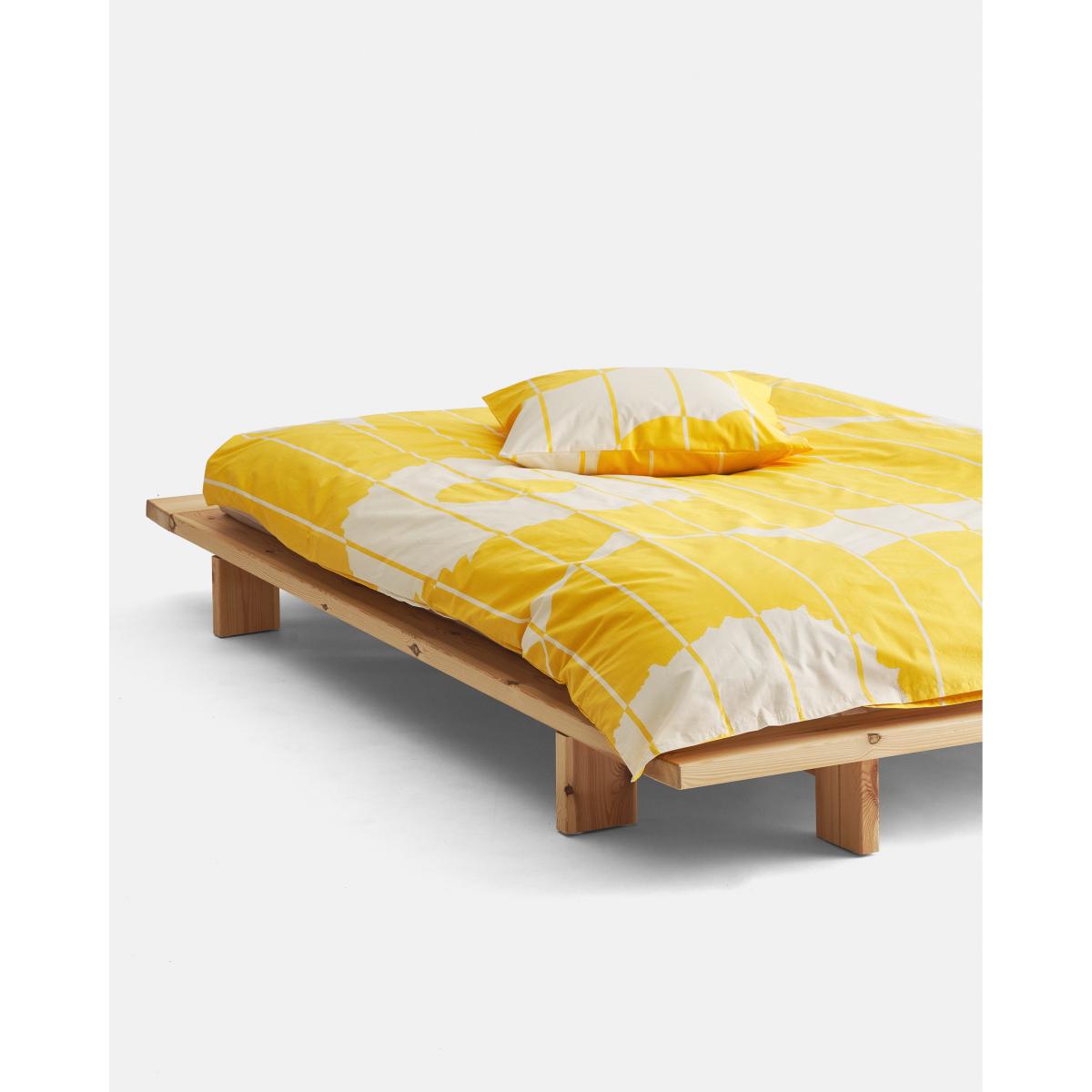 Marimekko Vesi Unikko duvet cover 220x240 cm Spring yellow-ecru – image 2