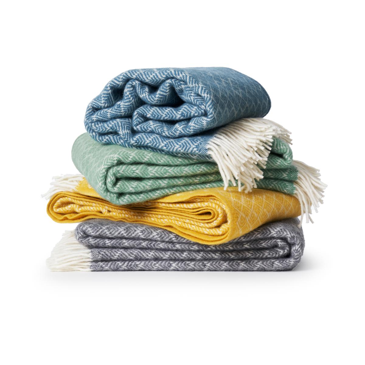 Klippan Yllefabrik Pampas wool throw 130x200 cm Yellow – image 2